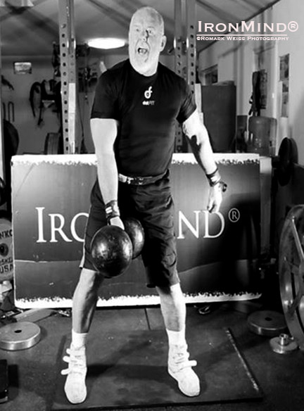 Odd Haugen Rips 65 Reps on the Inch Dumbbell