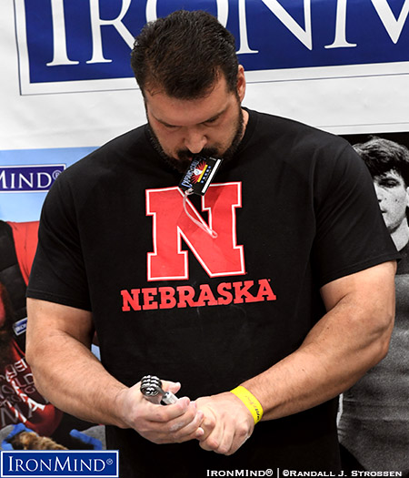 Carl Myerscough Certifies on the Captains of Crush No. 3.5 Gripper