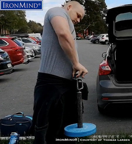 Jesse Pynnonen, Thomas Larsen and Tomi Tuomi Certify on the Crushed-To-Dust Challenge