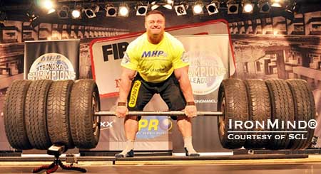 Krzysztof Radzikowski deadlifting at the 2013 FIBO.  IronMind&reg; | Photo courtesy of SCL